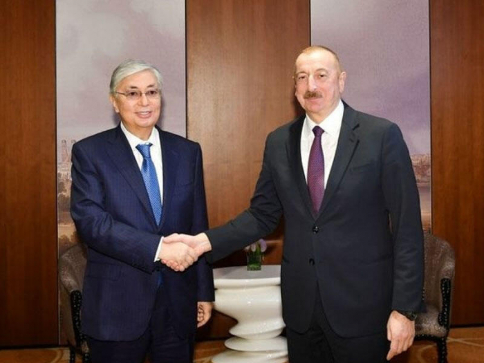 İlham Əliyev Qazaxıstan Prezidentinə zəng edib
