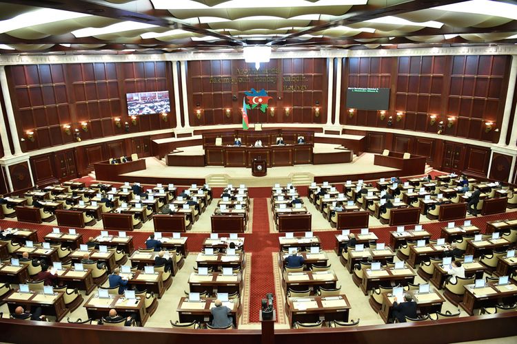 Milli Məclisin payız sessiyasının ilk plenar iclasının gündəliyi açıqlanıb