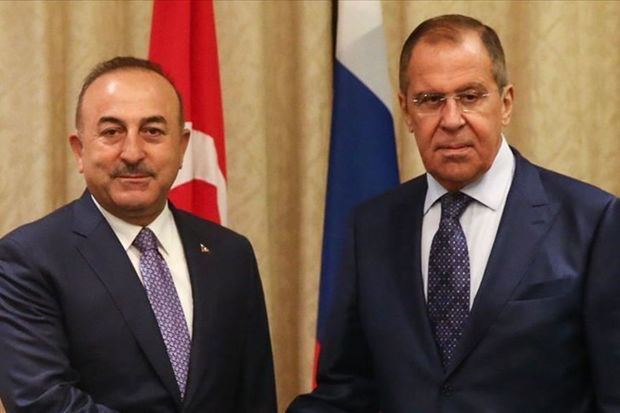 Çavuşoğlu Lavrovla Türkiyədə keçiriləcək Ukrayna - Rusiya danışıqlarını müzakirə edib