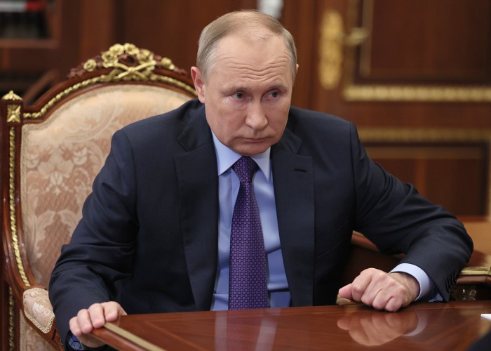 Putin Ukraynanın 4 regionunun Rusiyaya birləşməsi barədə müqavilələri təsdiqlədi