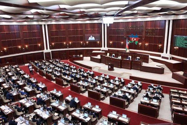 Milli Məclisin gündəliyi dəyişdi