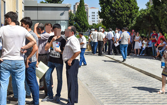 Terminalın qarşısında kişinin gözünü çıxaran şəxs həbs edildi -