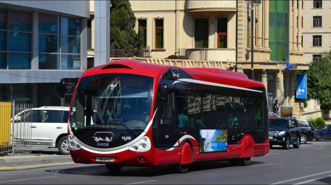 Bakıda daha bir marşrut xətti "BakuBus"a verildi