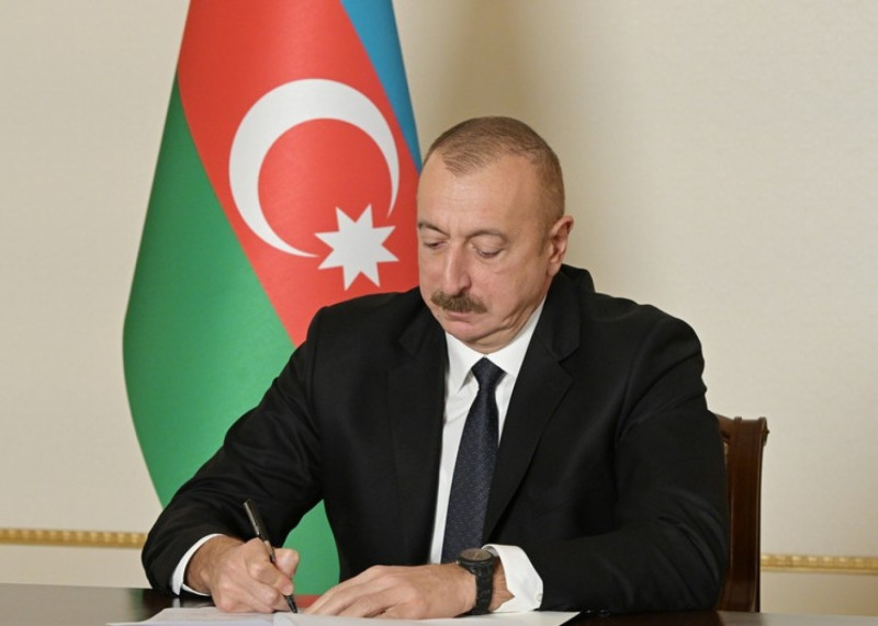 İlham Əliyev onları təltif etdi -
