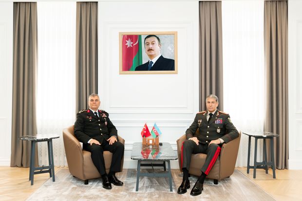 Vilayət Eyvazov Türkiyə Jandarm Baş Komandanının müavini ilə görüşüb