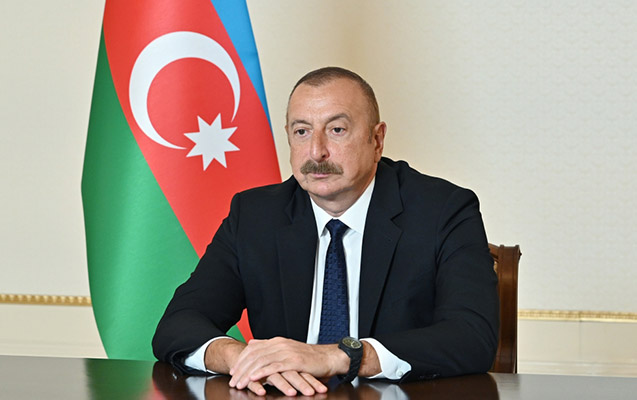 İlham Əliyev perulu həmkarını təbrik etdi