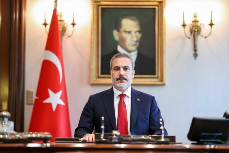 "Bu medalı Qarabağda şəhid olmuş dostlarım adından alıram" -