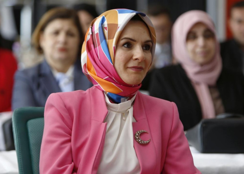 Türkiyəli nazir bu gün Bakıya gəlir