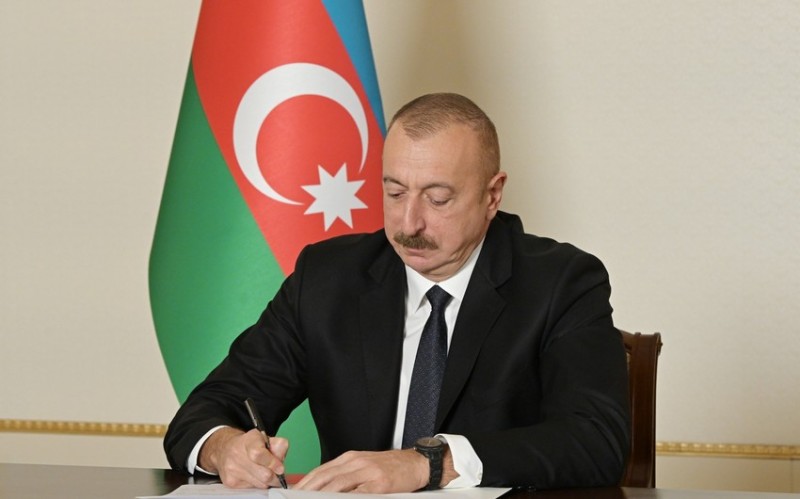 Prezident son 20 ildə neçə fərman və sərəncam imzalayıb?