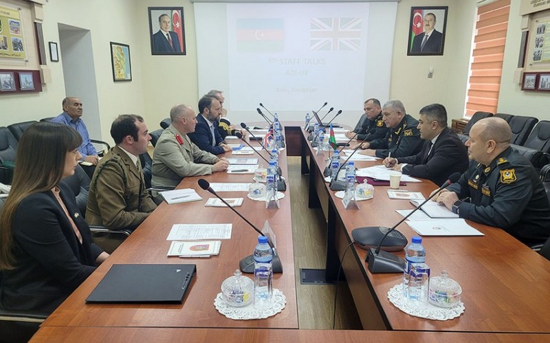 Azərbaycan və Britaniya Müdafiə nazirlikləri arasında görüş oldu