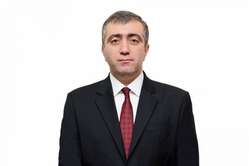 Prezident Arif Məmmədovu vəzifədən