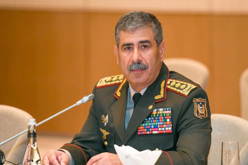 Zakir Həsənov Çin rəsmisi ilə görüşdü