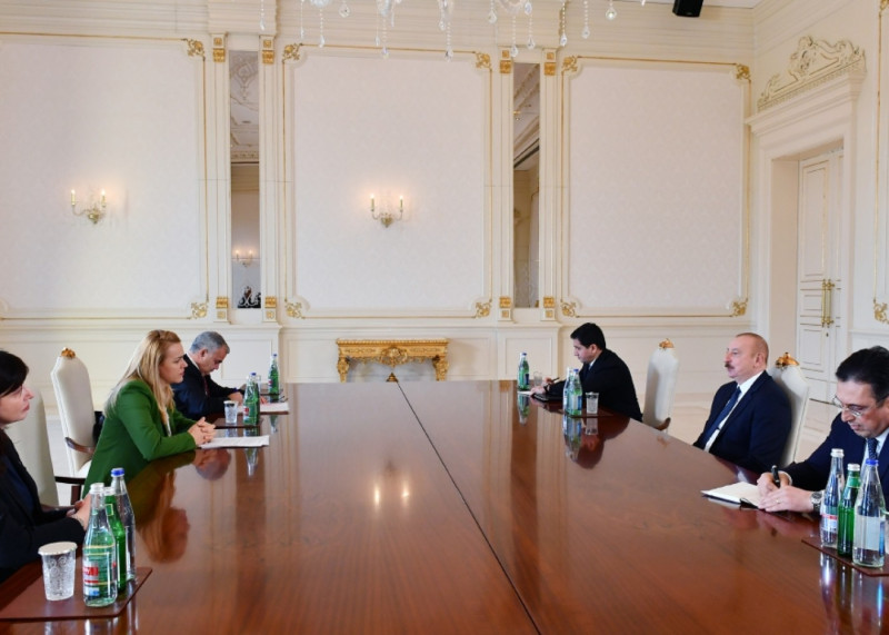 Prezident Tatyana Molçanı qəbul etdi