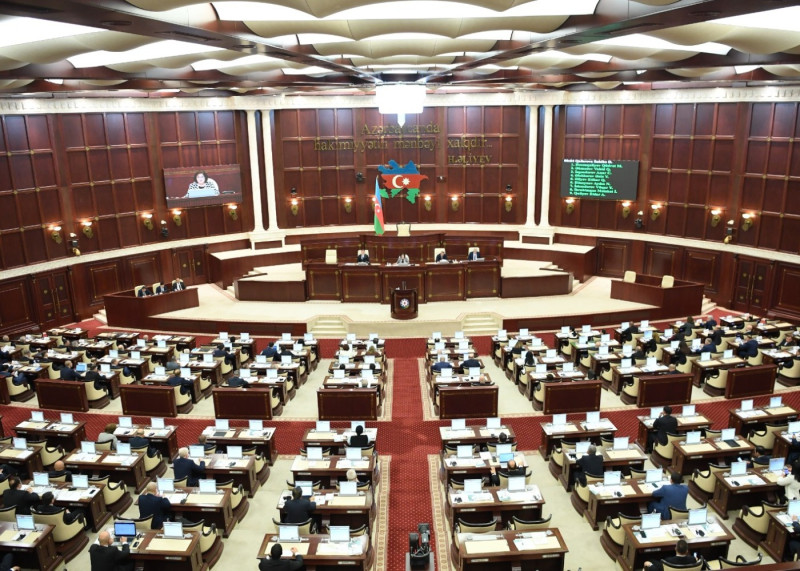 Deputatlar üçün yeni qadağa müəyyənləşir