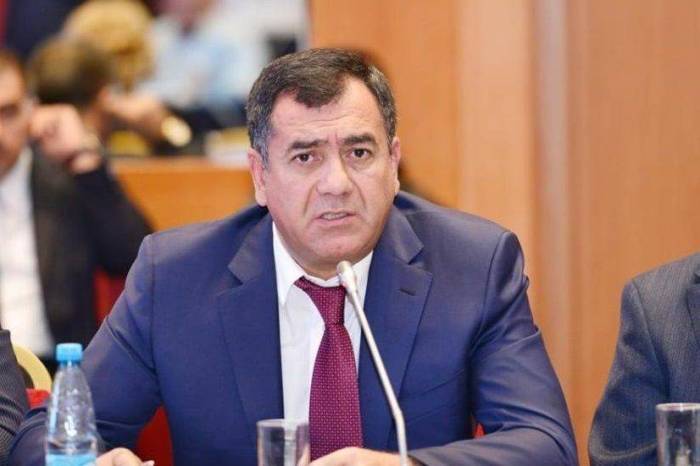 "Biz baş nazirə əziyyət verməyək" -