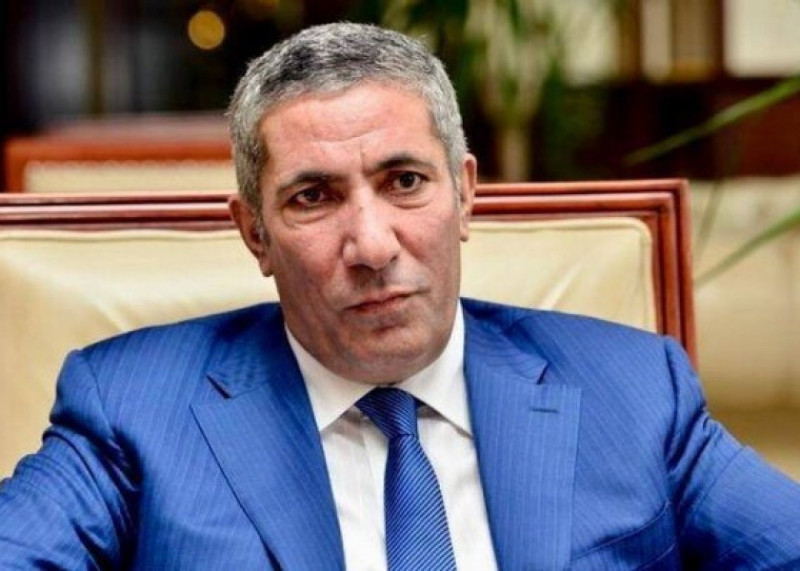 "Maaş ayın axırına çatmır, deputatların əksəriyyəti kreditdədir" -