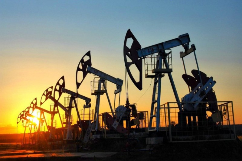 Azərbaycan neftinin qiyməti 83 dollara endi