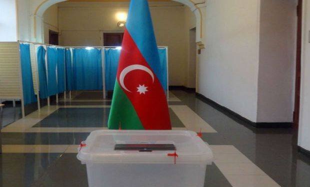 Üç namizədin vəkil edilmiş şəxsləri qeydə alındı