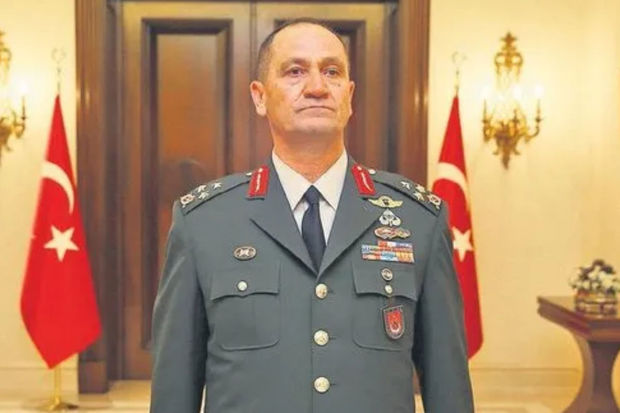 Türkiyəli general: