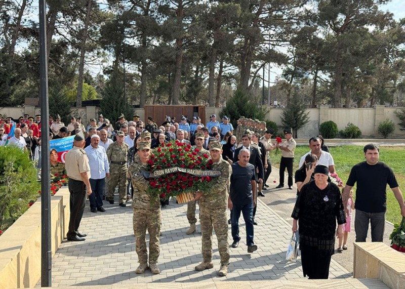 Antiterror şəhidlərinin məzarları ziyarət olunub