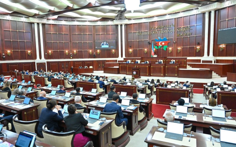 Gələn həftə deputatların tətili başa çatır