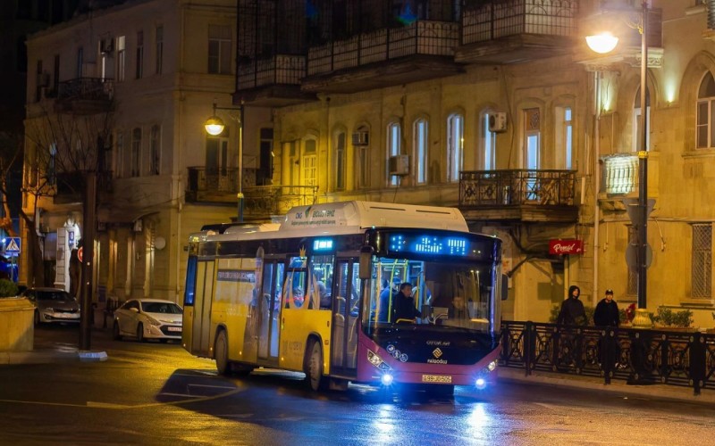 Bakıda avtobuslar gecə 12-yə qədər işləyəcək -