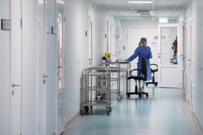 Sinif yoldaşı tərəfindən yandırılan şagirddən