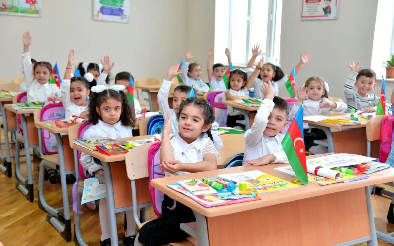 I sinif üzrə məktəblərdə boş qalan yerlərə qəbul başlayır