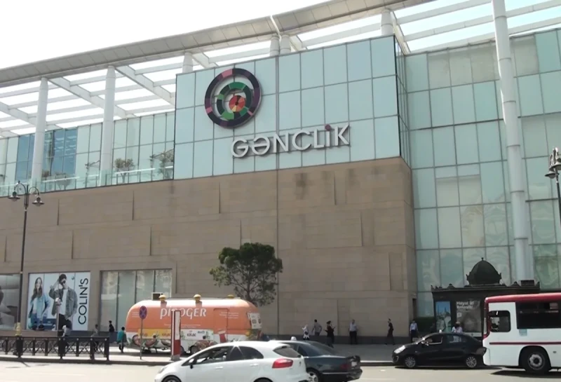 “Gənclik Mall”da xəbərdarlıq sistemi niyə işə düşüb? -