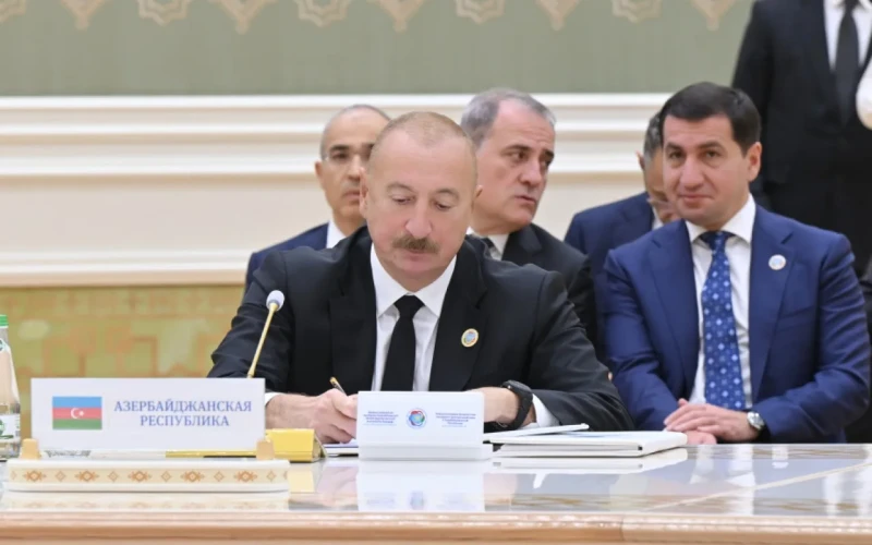 MDB liderləri sənədləri imzaladılar